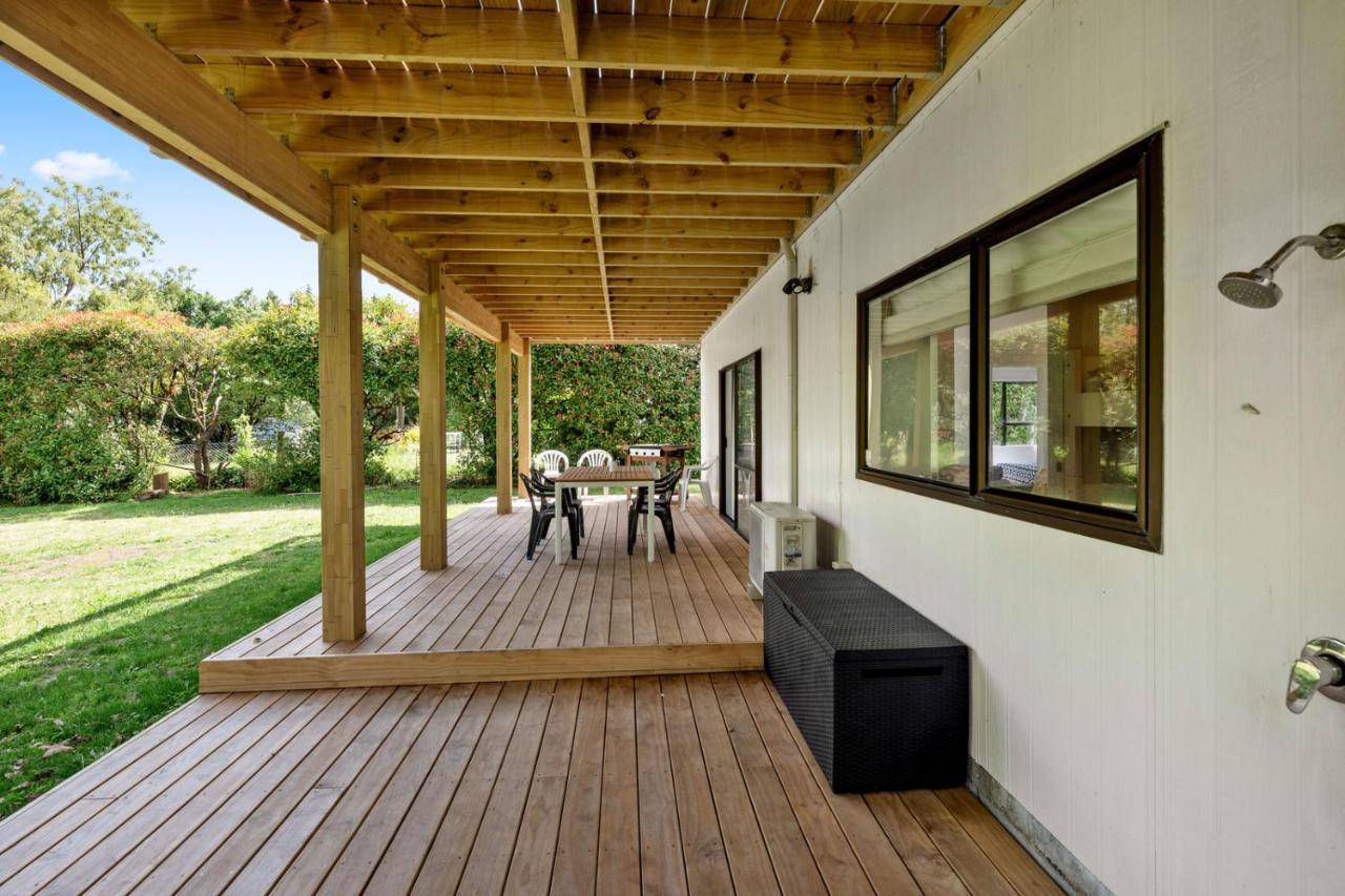 Waitahanui Lake House - Lake Taupo Holiday Home Εξωτερικό φωτογραφία